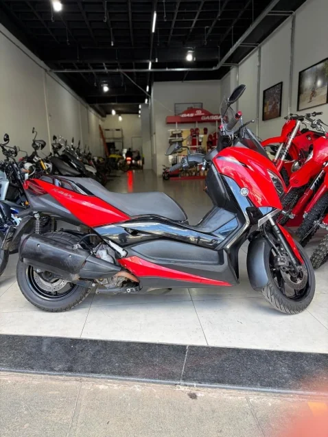 Yamaha xmax 250 — GasGas Tecar BH